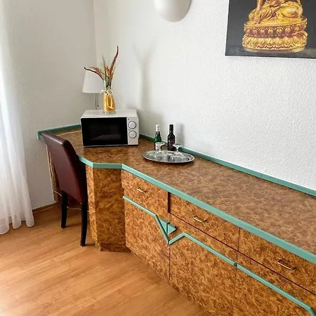 Am Park - Krefeld - Duesseldorf Otel Willich