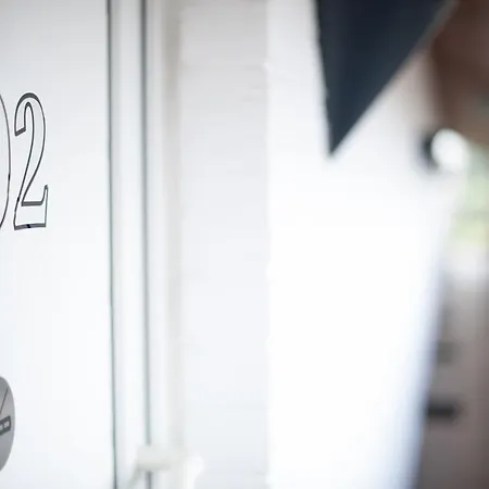 Am Park - Krefeld - Duesseldorf Otel 3*