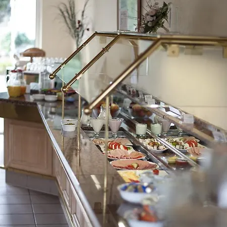 Am Park - Krefeld - Duesseldorf Otel 3*