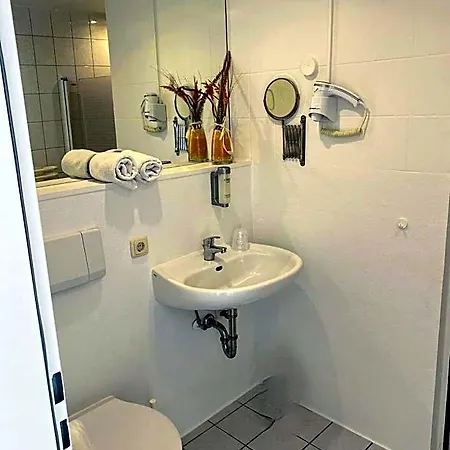 Hotel Am Park - Willich - Duesseldorf - Krefeld Hotel Willich