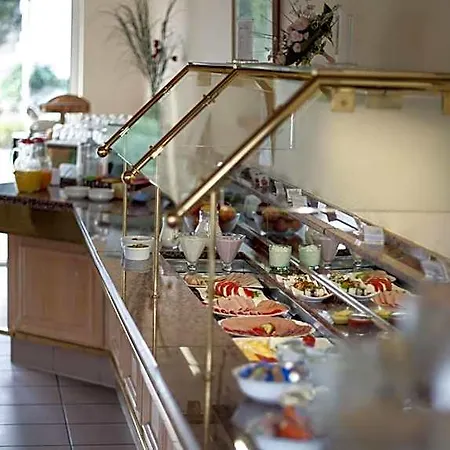 Hotel Am Park - Willich - Duesseldorf - Krefeld מלון 3*