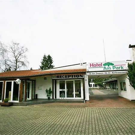 Hotel Am Park - Willich - Duesseldorf - Krefeld 3* Willich