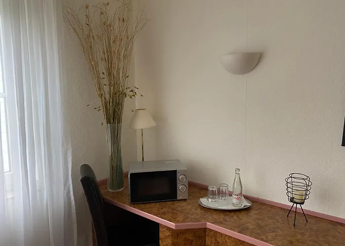 Am Park - Krefeld - Düsseldorf 3*