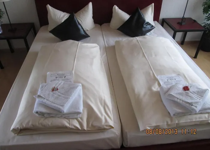 Am Park - Krefeld - Düsseldorf Hotel