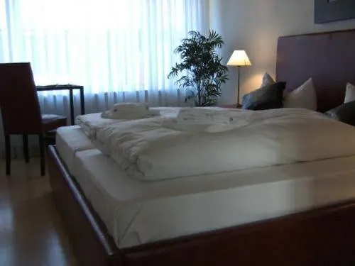 Hotel Am Park - Krefeld - Düsseldorf